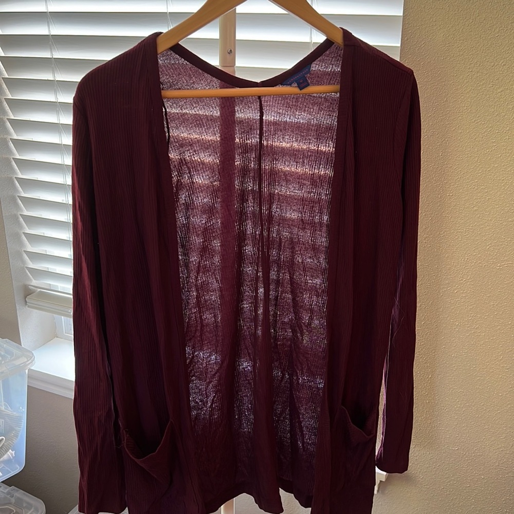 Maroon ribbed cardigan